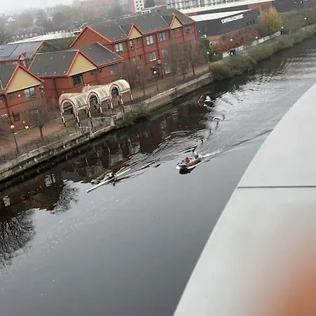 Waterside Haven Apartment Manchester