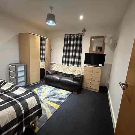 Cozy 5 Min Walk From Arena Appartamento