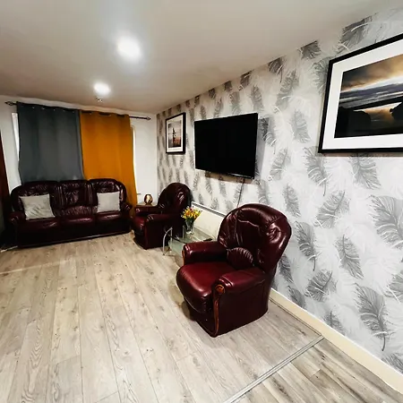 1 Bedroom * Манчестер