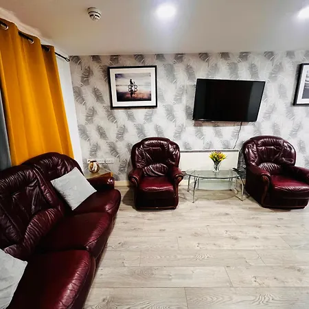 1 Bedroom Манчестер
