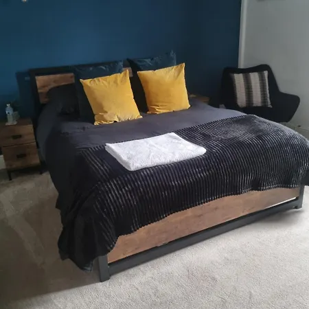 Seychelles Resident *