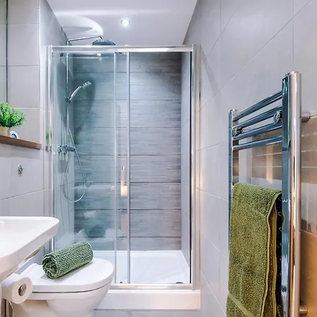 Sleek In By 53 Degrees Property, Ideal For Couples, Amazing Location! Apartman