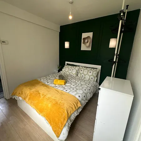 Beautiful Awaits Your Short Term Apartamento Manchester