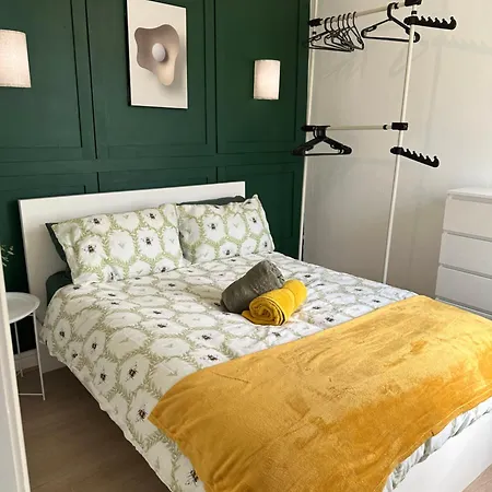 Beautiful Awaits Your Short Term Apartamento *