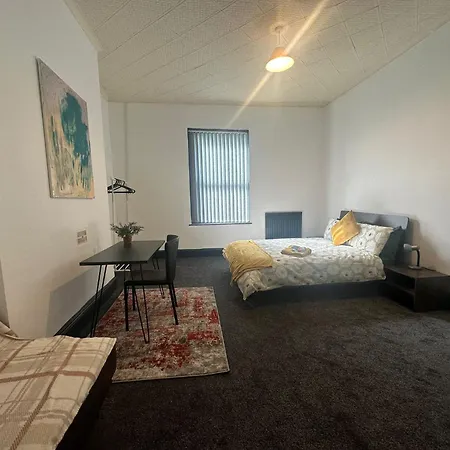 Large Spacious En-suite Plab Recommended * Manchester