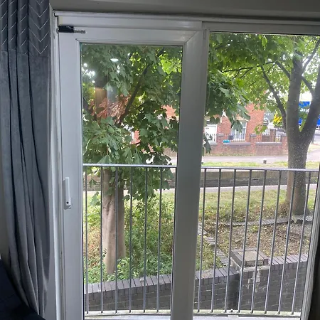 Mcr-2bed2bathaptparkinglux Canal *