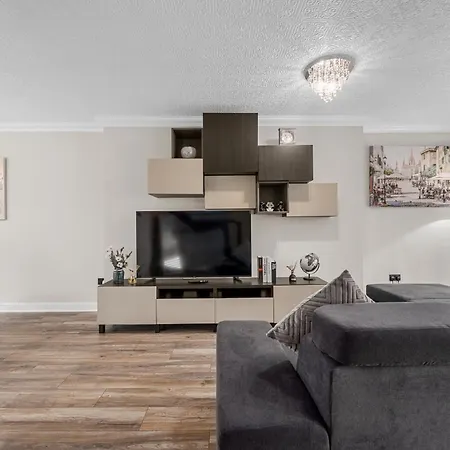 Stylish 3-bed Close To Mcr Centre For 8 Guests