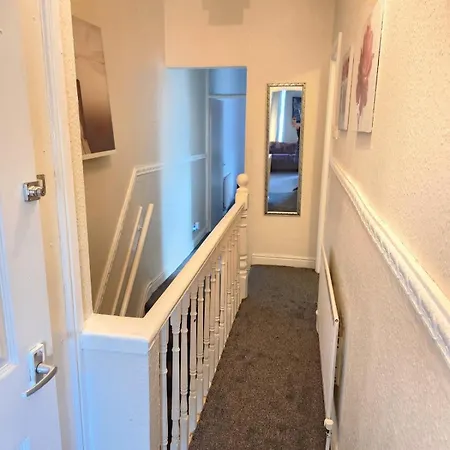 Σπίτι διακοπών Go Big ! Entire Cozy House For Max 8 People Near Center *