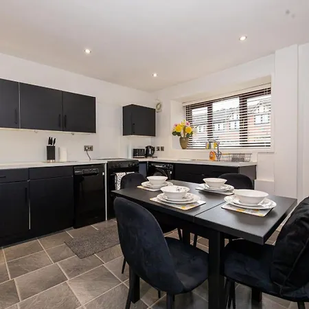 Guestready - One Perfect In Salford - No Wifi *