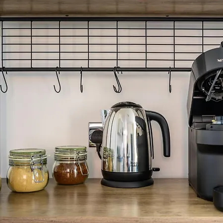 Stylish Modern - Perfect For Work, Leisure & Stadium Visits With Parking