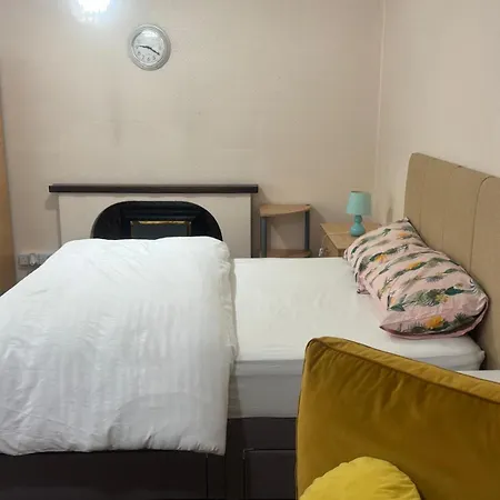 Komegloba Exquisite Manchester