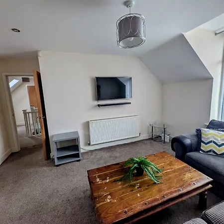 Stunning Modern 2 Bedroom - Perfect Getaway * Manchester