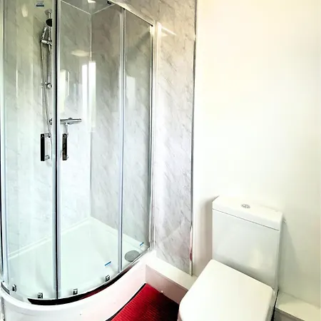 Townhouse By Bevolve - 4 Bedrooms - Free Parking Dom wakacyjny Manchester
