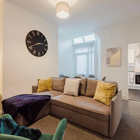 Apartament Free Parking, Late Check Out Coop Live Etihad Stadium 3-bed House Manchester