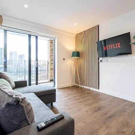 Manchestercentre , Salford, Lakeside Apartment *