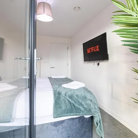 Manchestercentre , Salford, Lakeside Apartment Manchester