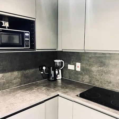 בית הארחה Urban Nest 3 *