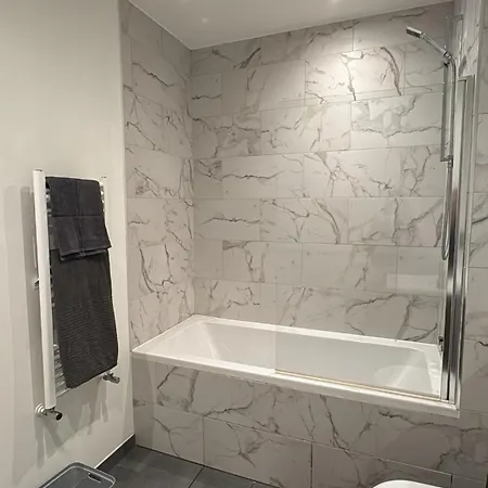 Luxury Modern Balcony Διαμέρισμα