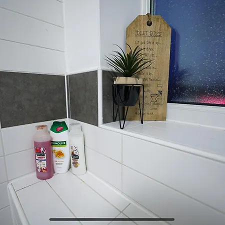 Modern Luxury 2 Bed Apartment, Sleeps 5 公寓 曼彻斯特