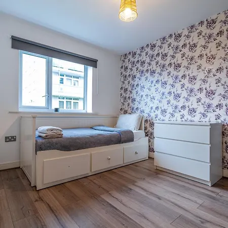 Cosy Modern 3-bed Near Etihad, Coop Arena - Ao Arena And Center *