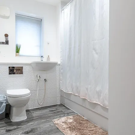 Cosy Modern 3-bed Near Etihad, Coop Arena - Ao Arena And Center