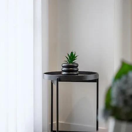 Modern Highrise Luxury شقة