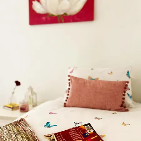 Cosy 3bdr In Levenshulme-close To Centre And Stockport Town- Free Parking- Wifi *