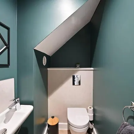 Apartman Modern With Roof Terrace *