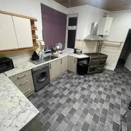 בית אירוח And Relax