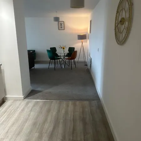 Adelphi Wharf By Beehosting