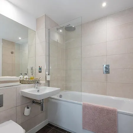 2 Bedroom In Manchester