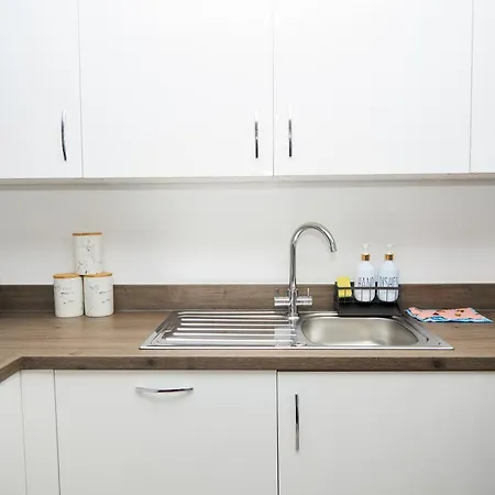 Apartment Obi's House&suites - Luxury 2bed Duplex With Balcony