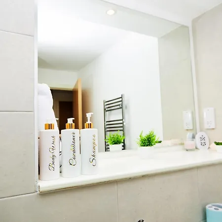 Obi's House&suites - Luxury 2bed Duplex With Balcony Apartment Manchester