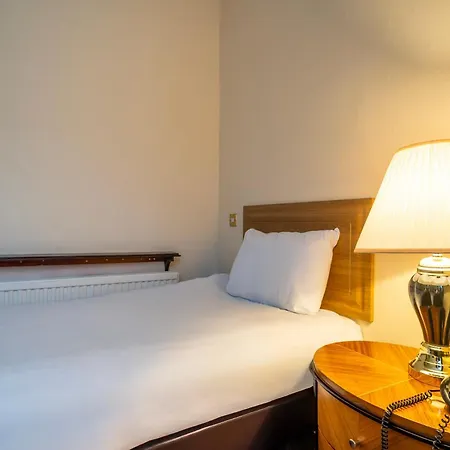 Sachas Hotel 3*