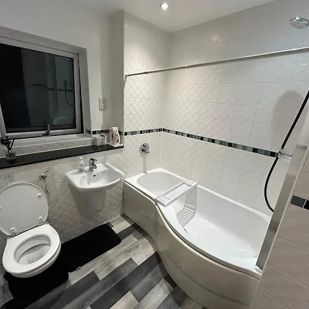 Comfy 2br In West Didsbury * Manchester