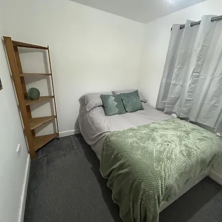 Comfy 2br In West Didsbury * Manchester
