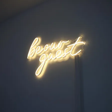 3 Bedroom House Close To Centre Free Parking *