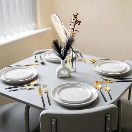 4-bed Perfect For Contractors & Families W Free Parking Μάντσεστερ