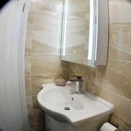 Manchester Holiday Home