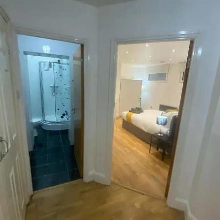 Apartament 2 Bed Large In Gayvillage Centre