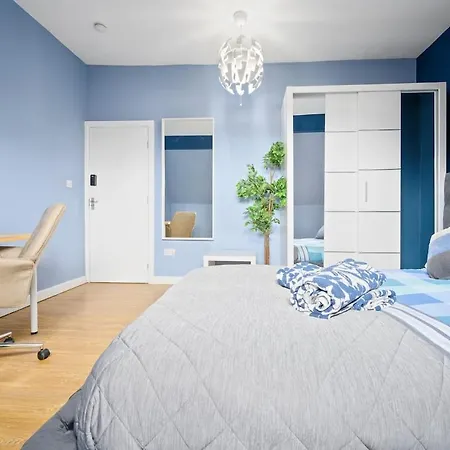 Appartement Mega Flat Near Centre And Etihad Stadium *