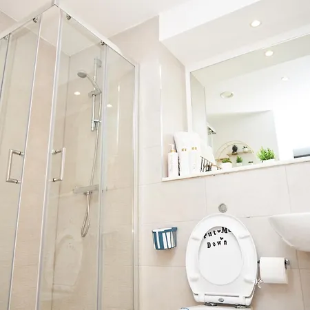 Apartment Obi's House&suites - Luxury 2bed Duplex With Balcony
