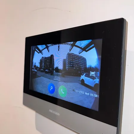 Bright And Modern Near Centre With Free Parking,wifi And Netflix Next To Old Trafford And Man United Stadium Apartment Manchester