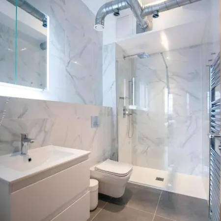 Hive By The Heim شقة