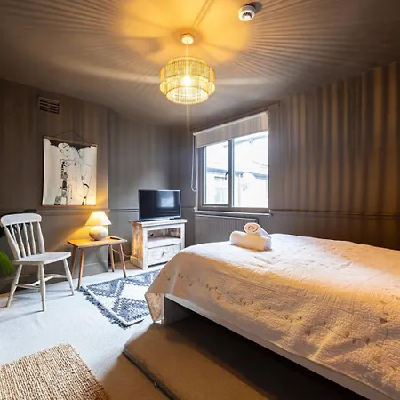 Guestready - Cosy Near Manchester's Spots شقة *
