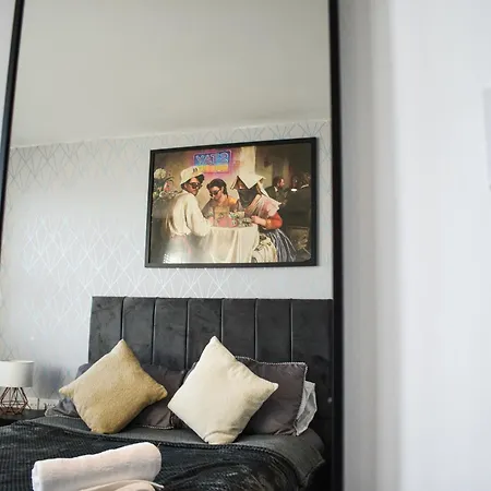 公寓 New Stylish Free Parking Sleeps 5 Or 6