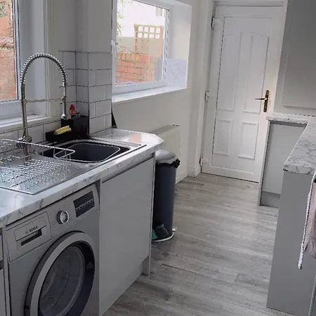 Tomelle בית נופש מנצ'סטר