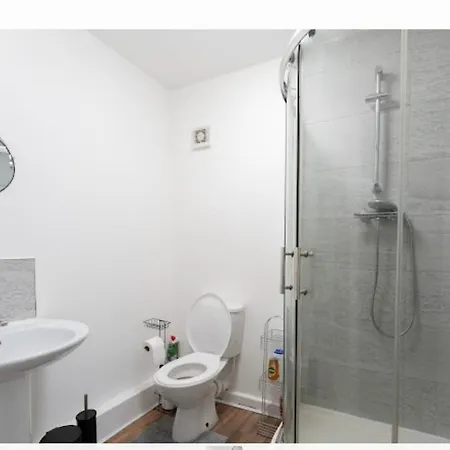 Elegant 1br Near Trafford Centre *