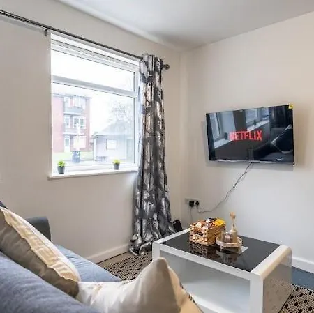 Elegant 1br Near Trafford Centre Lejlighed