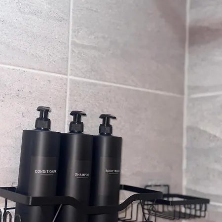 Bright And Modern Near Centre With Free Parking,wifi And Netflix Next To Old Trafford And Man United Stadium * Manchester